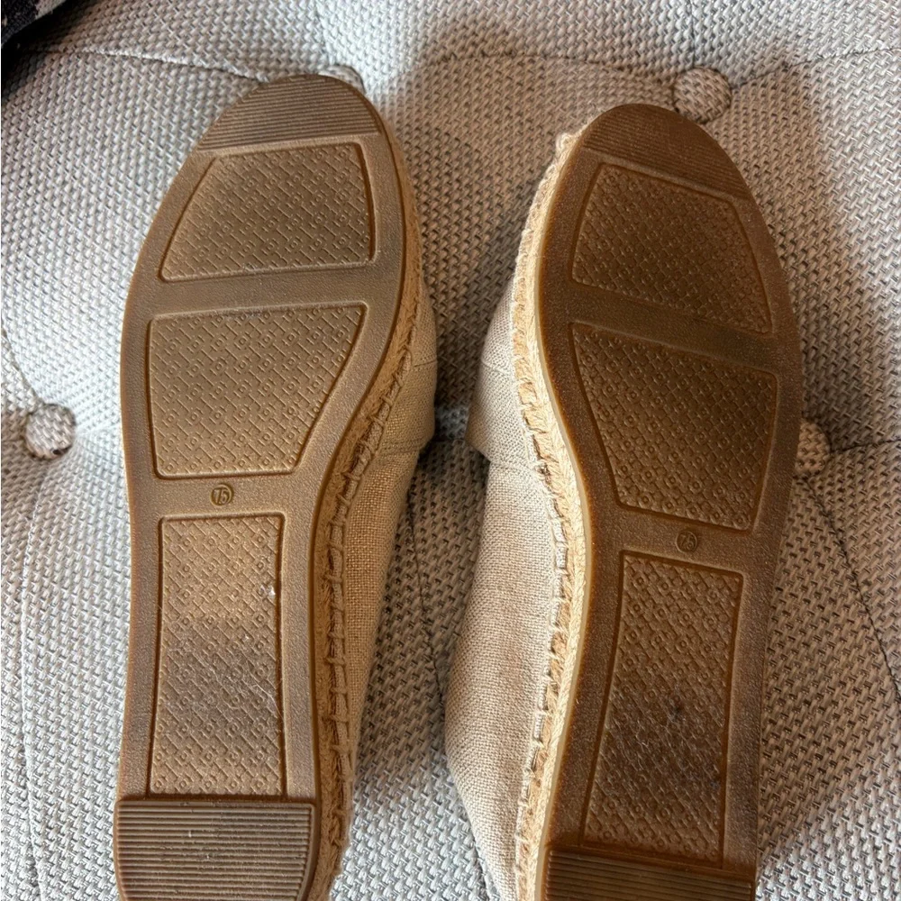 Tory Burch Neutral Beige Canvas Espadrille Flats with Logo - Picture 7 of 8